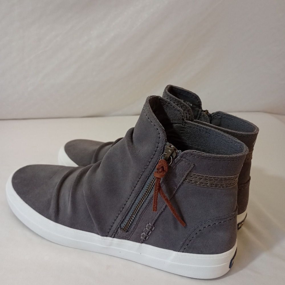 Sperry Crest Lug Zone Booties Gray Suede Size 10 M Women's - Picture 7 of 8